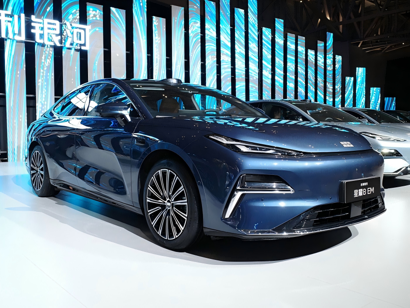 Geely Galaxy Xingyao 8 Em, duży phev z EM-P Hybrid, uruchamia May