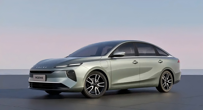 Roewe D6 Electric zaprezentowany z podwójnym zasięgiem, wystrzeliwując wkrótce